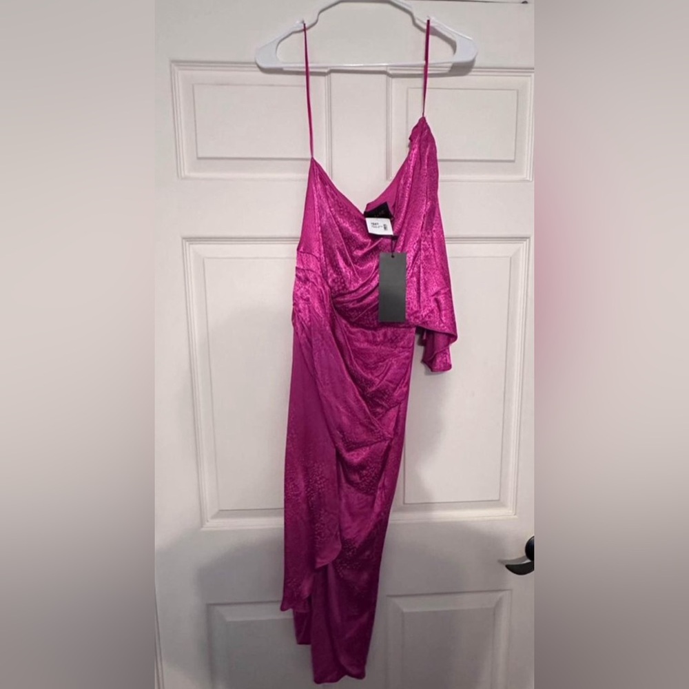 Brand new Do+Be one shoulder pink cocktail dress size medium . NEW WITH TAGS